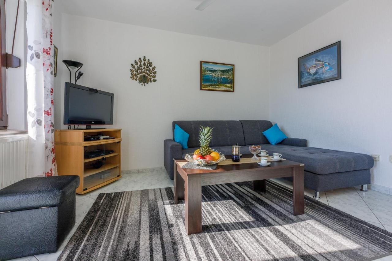 Apartment Budzyn Novi Vinodolski Kültér fotó