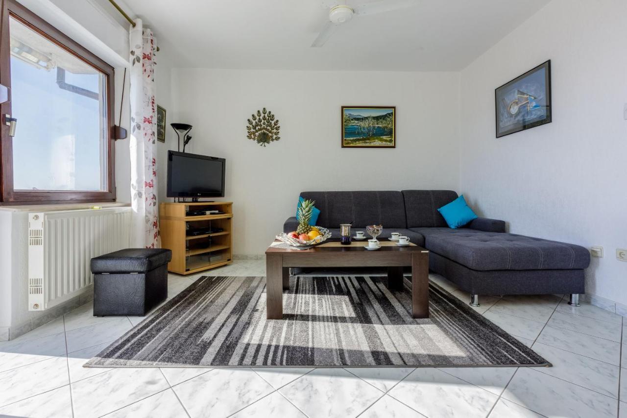 Apartment Budzyn Novi Vinodolski Kültér fotó